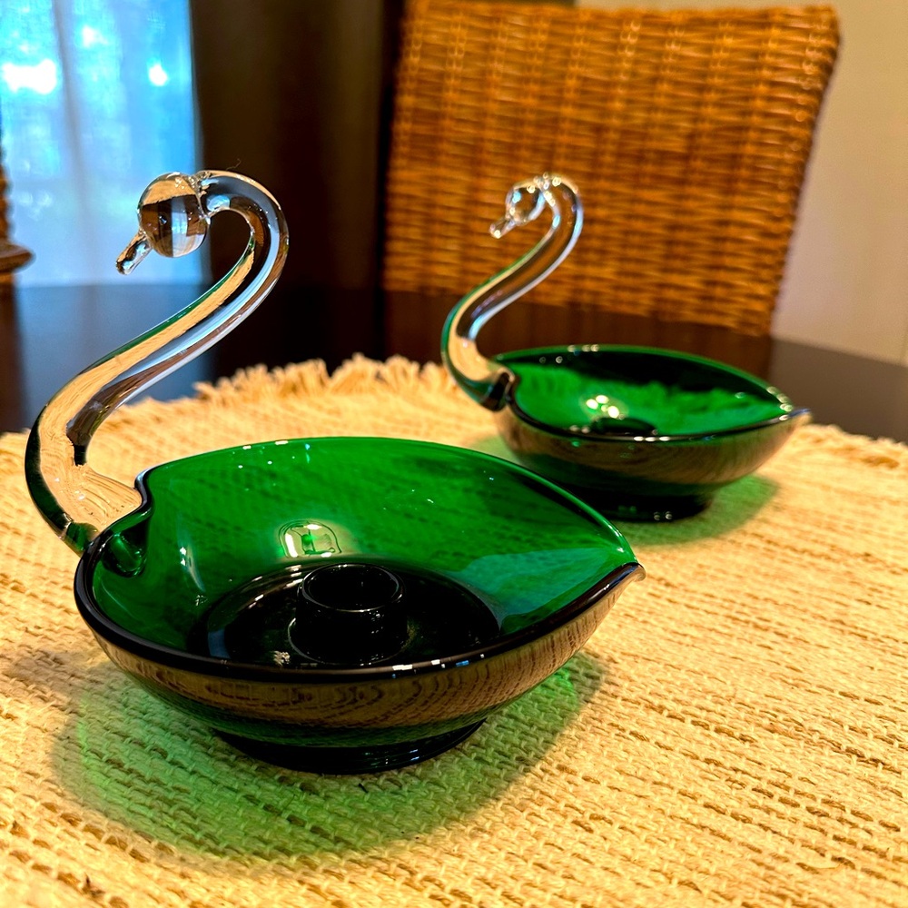 Pair of Duncan Miller Emerald Green Glass Swan Candle Holders Vintage Mid Cent.